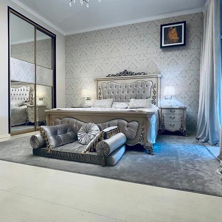 Luxury Design Apartments In The Center Of Kiev Exterior foto
