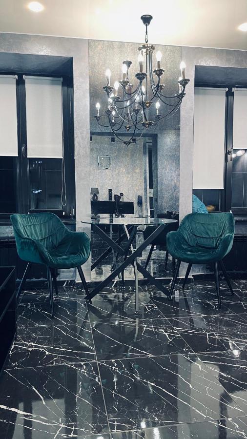 Luxury Design Apartments In The Center Of Kiev Exterior foto