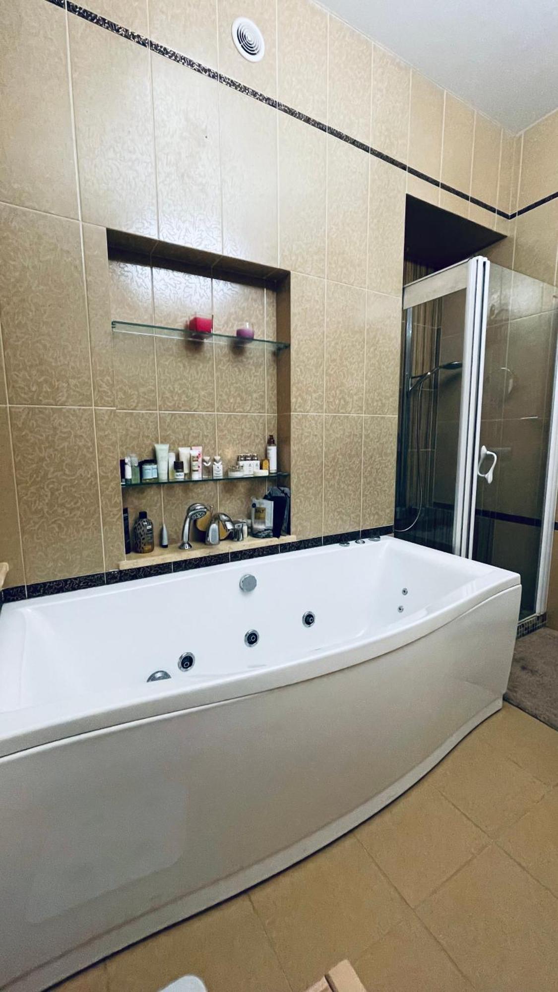 Luxury Design Apartments In The Center Of Kiev Exterior foto